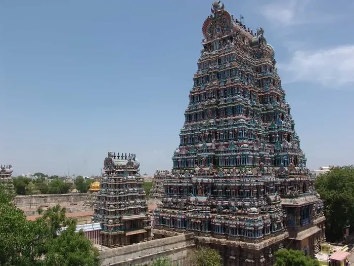 Top Places to Visit in Tamil Nadu for a Perfect Blend of Culture & Scenery
