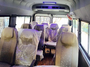 9 Seater Tempo Traveller In Delhi Gurgaon Noida Rs 14 Per Km