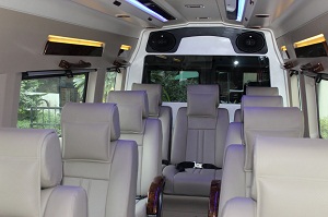 15 seater tempo traveller hire