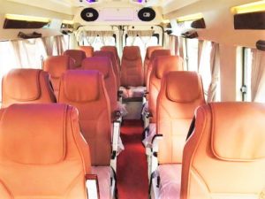 12 seater tempo traveller hire in delhi