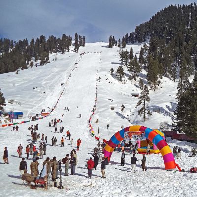 kullu manali tour packages by car tempo traveller